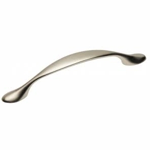 Ручка мебельная CAMAIO С=128мм