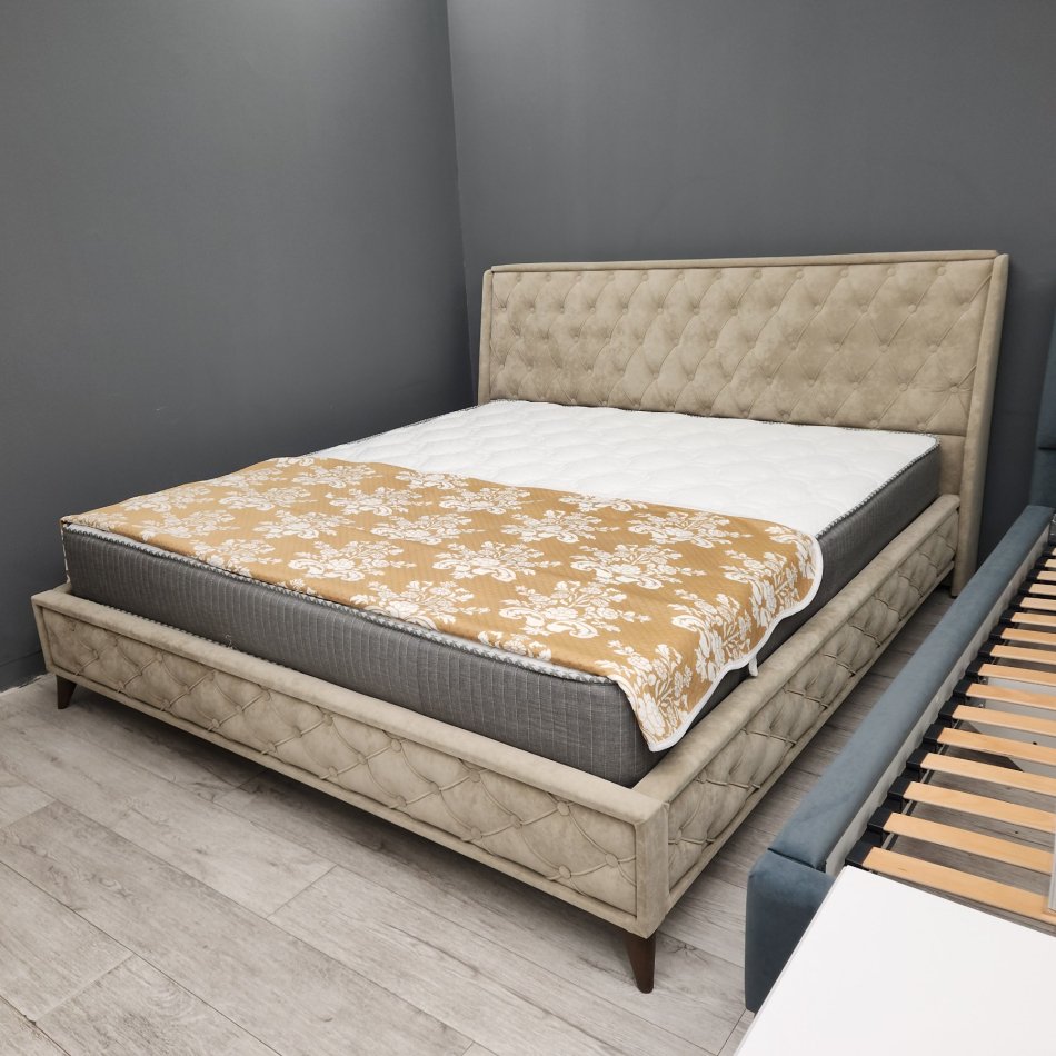 Кровать ШАРМ 7 (1,80х2,0м) K-1 без дна , Собран