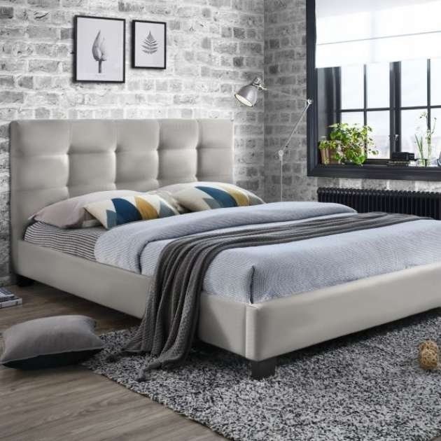 Dormitor Scarlett 1600*2000